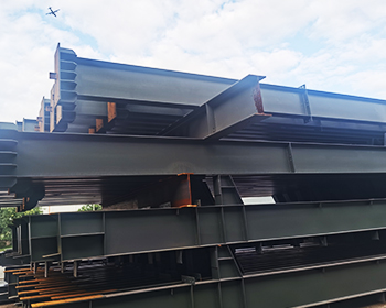 辽宁重型钢结构基础施工，怎样确保混凝土强度满足承载要求？